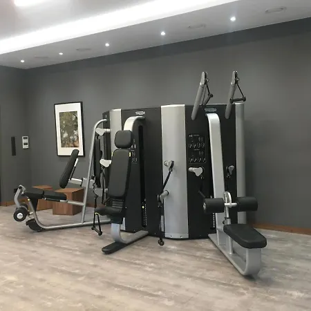 Baltica Sea Towers 85 *