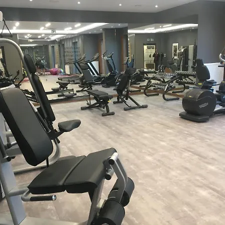 Baltica Sea Towers 85 *