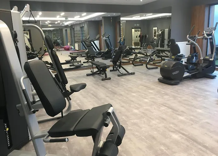 Baltica Sea Towers 85 *